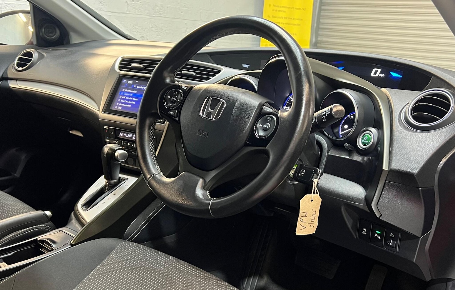 Used Honda Civic 2016 for sale - 76935937: Photo 10