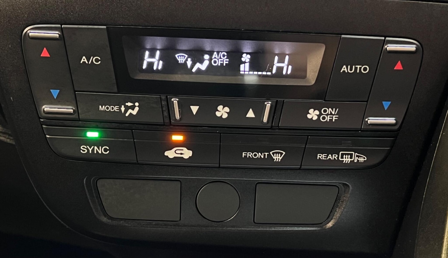 Used Honda Civic 2016 for sale - 76935937: Photo 24