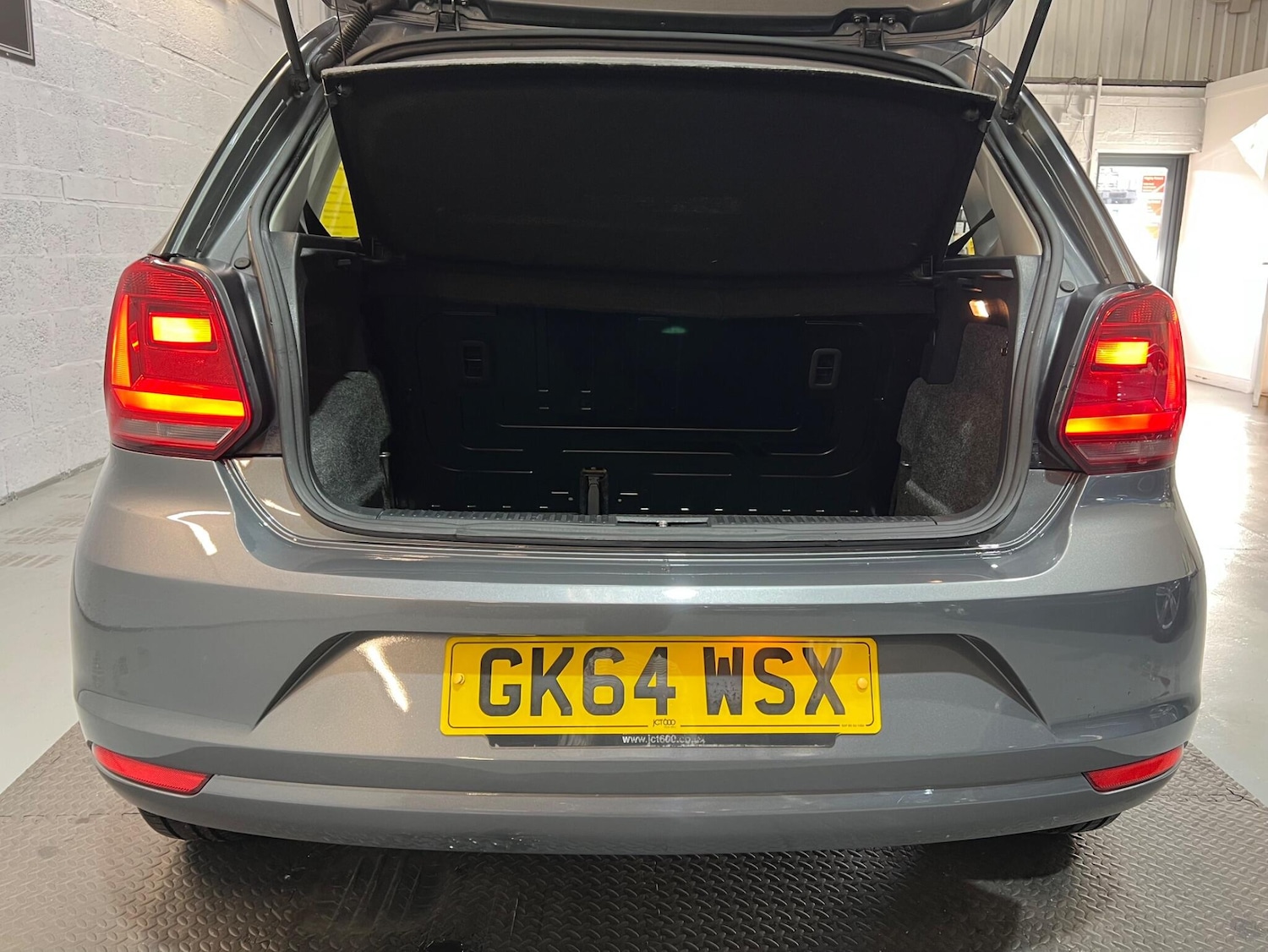 Used Volkswagen Polo 2014 for sale - 76377494: Photo 20