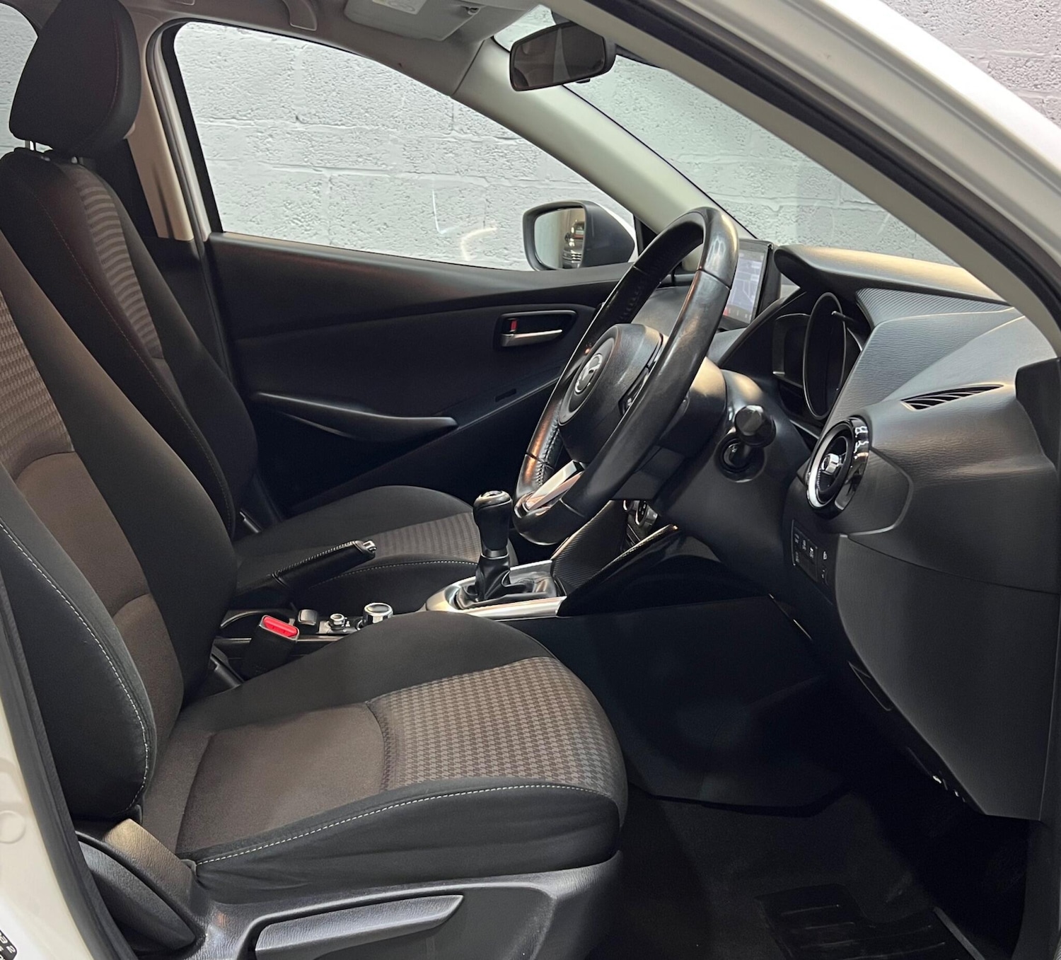 Used Mazda Mazda2 2017 for sale - 77705499: Photo 10