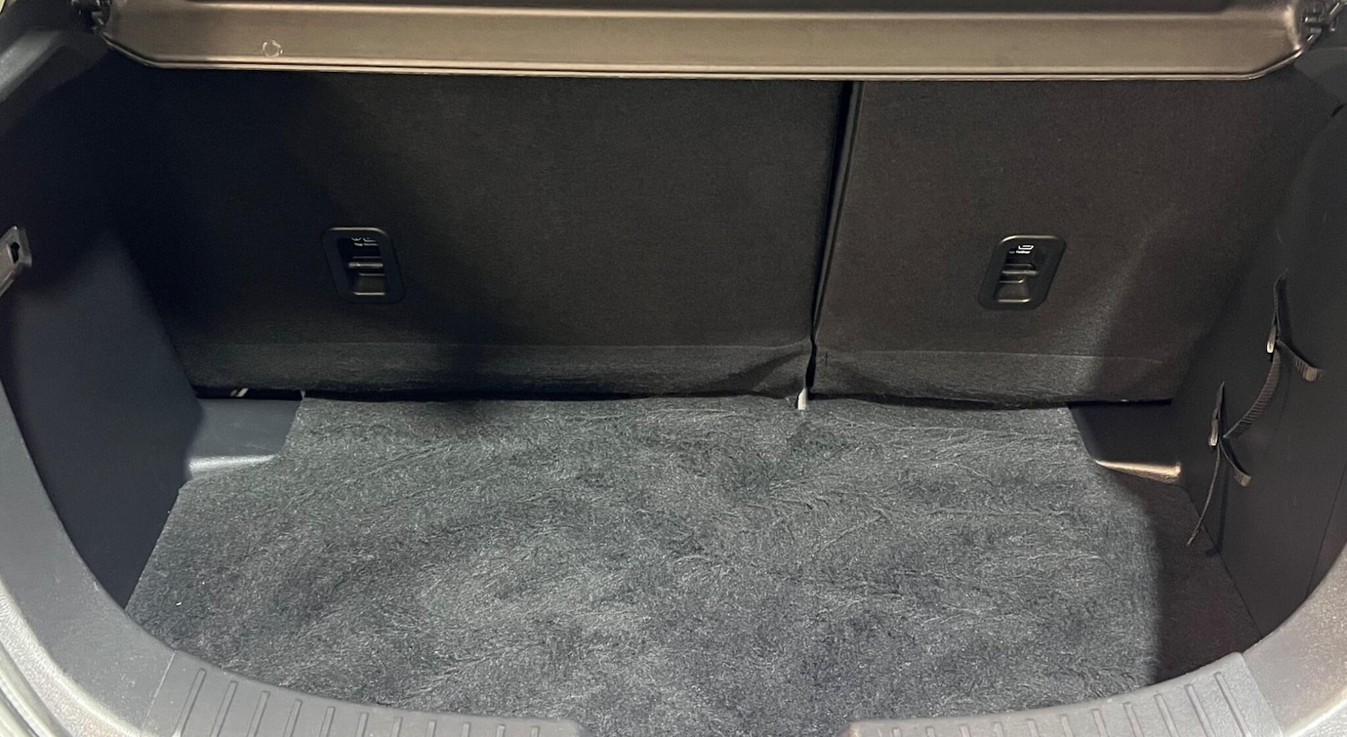 Used Mazda Mazda2 2017 for sale - 77705499: Photo 28