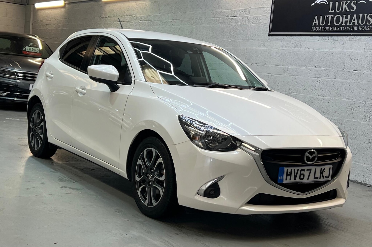 Used Mazda Mazda2 2017 for sale - 77705499: Photo 6