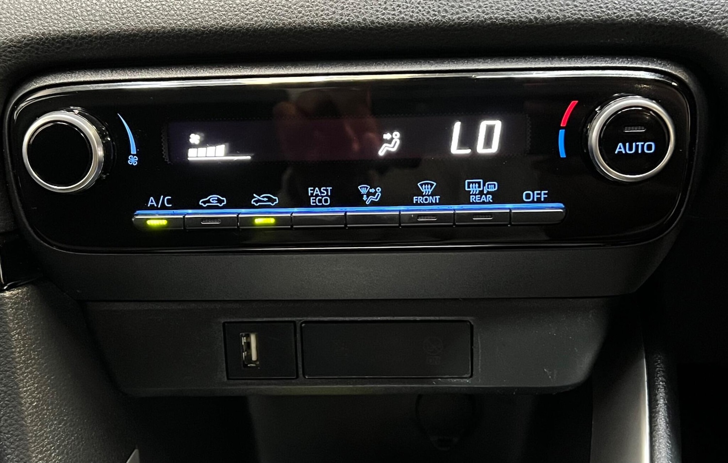 Used Mazda Mazda2 HYBRID 2023 for sale - 77155775: Photo 21