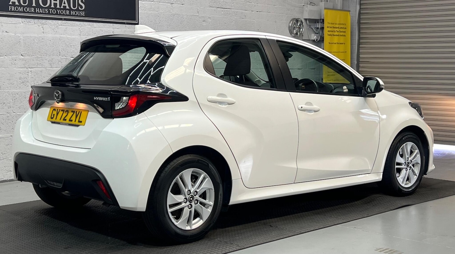 Used Mazda Mazda2 HYBRID 2023 for sale - 77155775: Photo 4