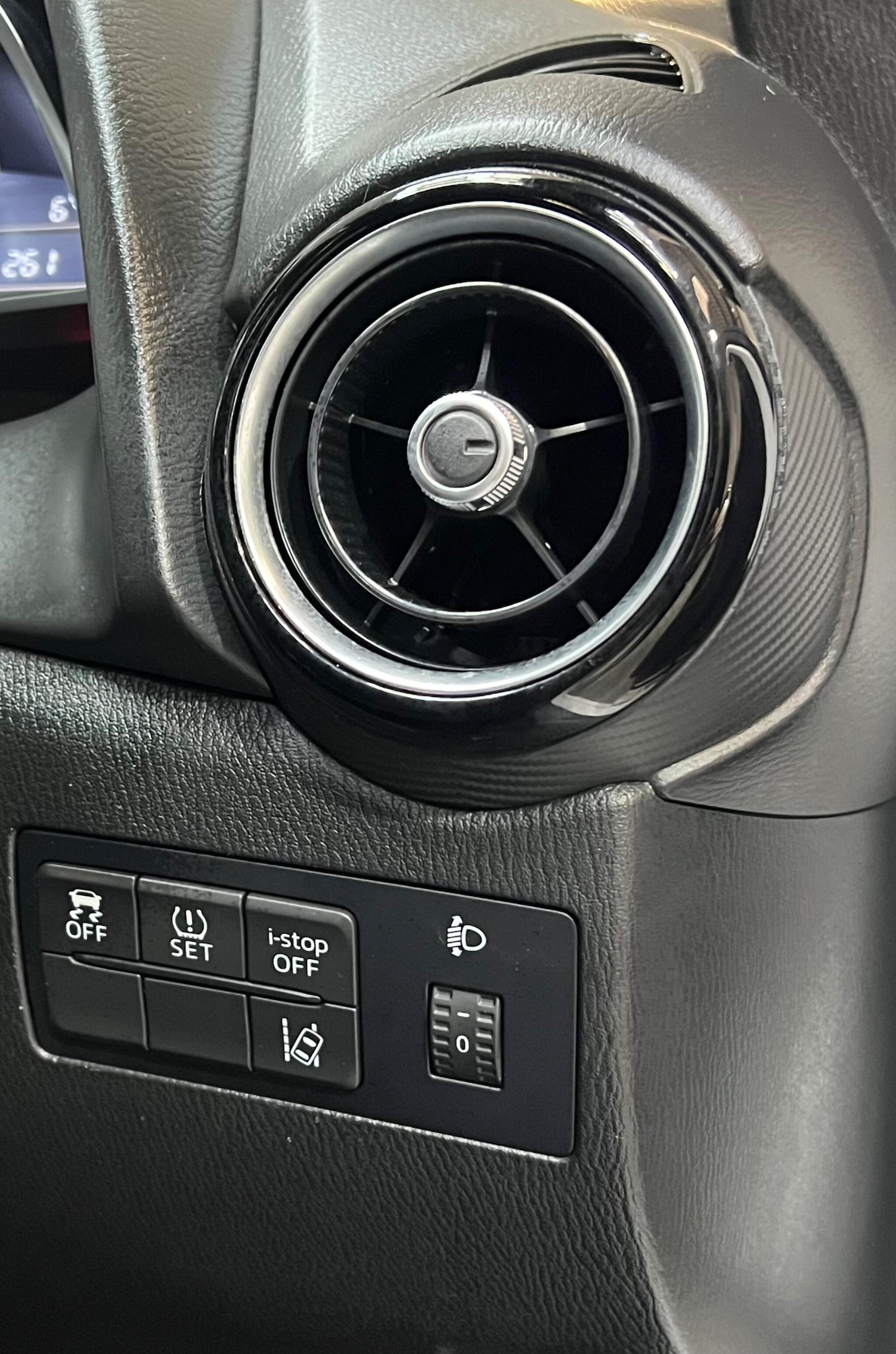 Used Mazda Mazda2 2016 for sale - 77793380: Photo 20