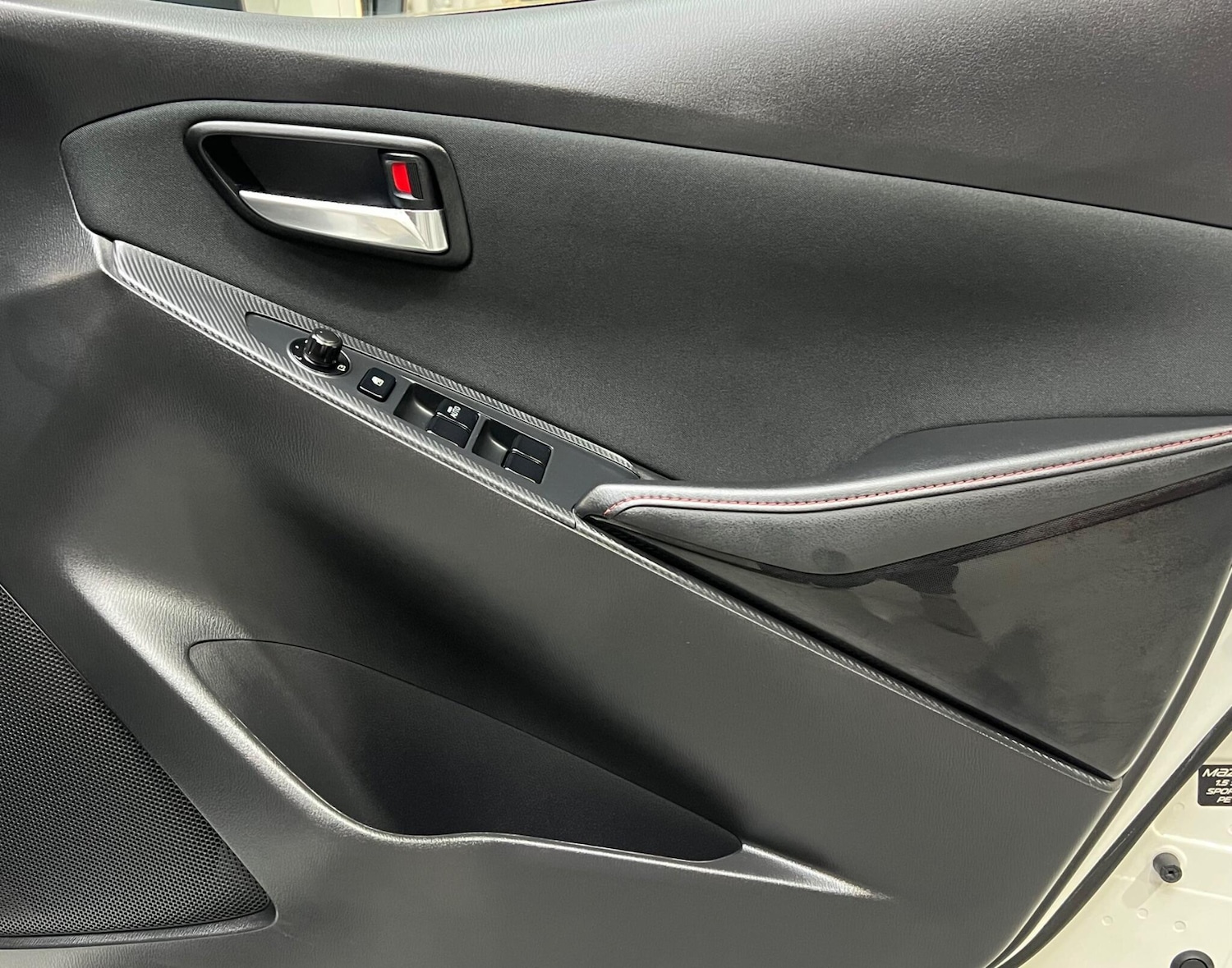 Used Mazda Mazda2 2016 for sale - 77793380: Photo 26