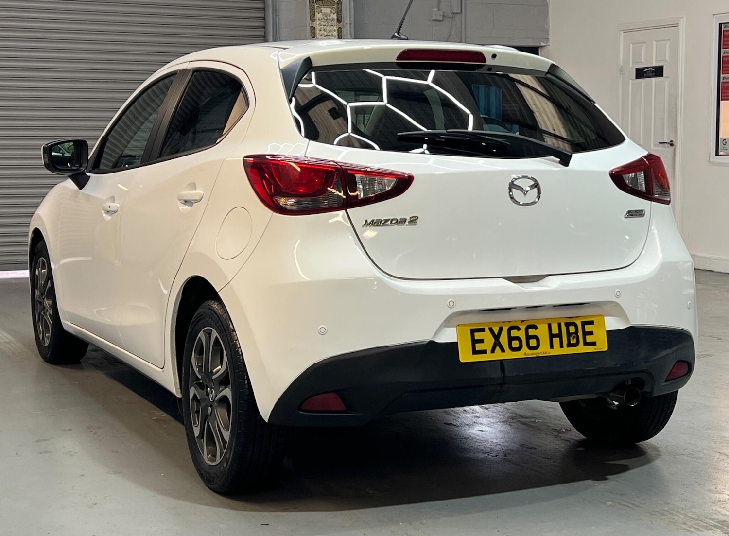 Used Mazda Mazda2 2016 for sale - 77793380: Photo 3