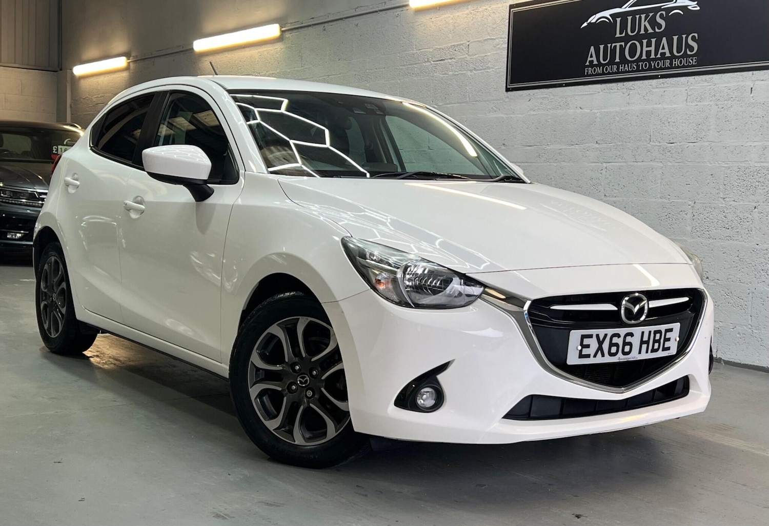 Used Mazda Mazda2 2016 for sale - 77793380: Photo 6