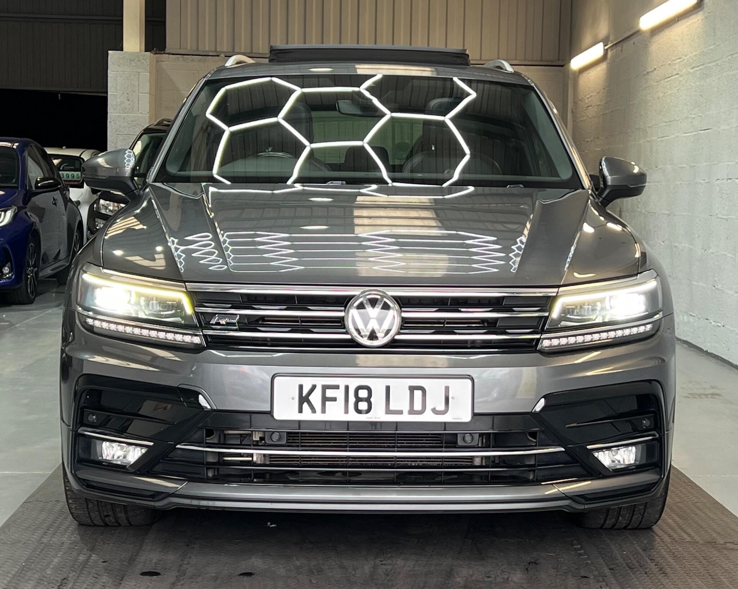 Used Volkswagen Tiguan 2018 for sale - 76753297: Photo 11