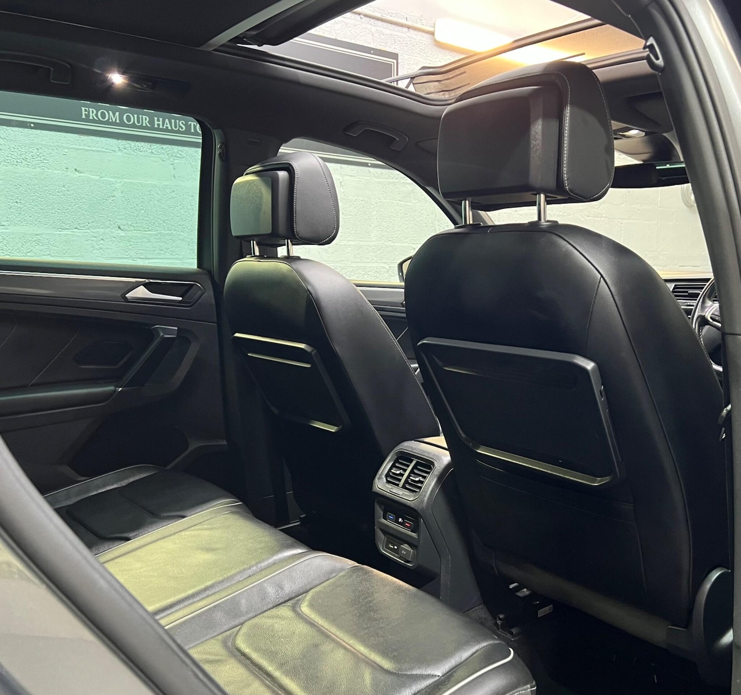 Used Volkswagen Tiguan 2018 for sale - 76753297: Photo 33