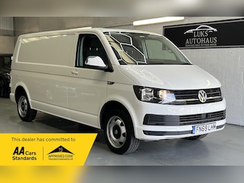 Used Volkswagen Transporter 2019 for sale - 78384443: Photo