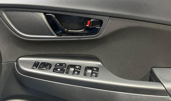 Used Hyundai KONA 2020 for sale - 76174778: Photo 19
