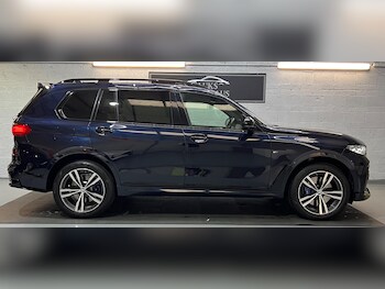 Used BMW X7 2022 for sale - 76021022: Photo
