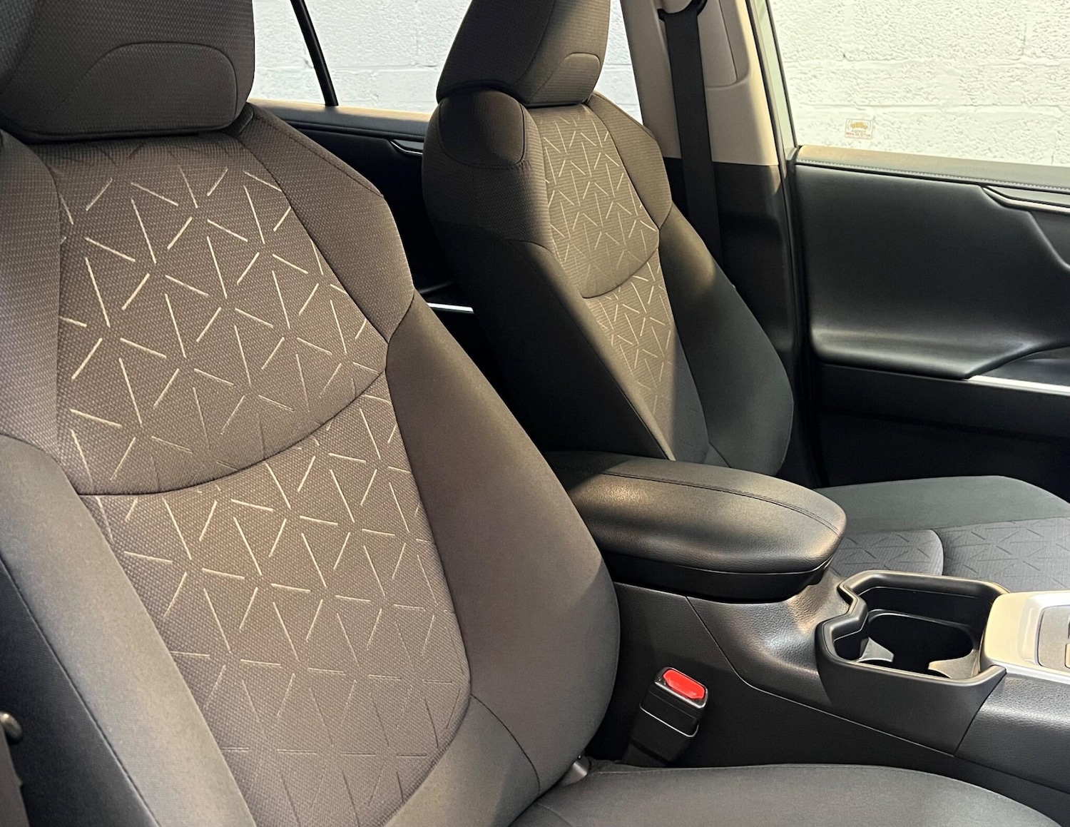 Used Toyota RAV4 2020 for sale - 76377533: Photo 19