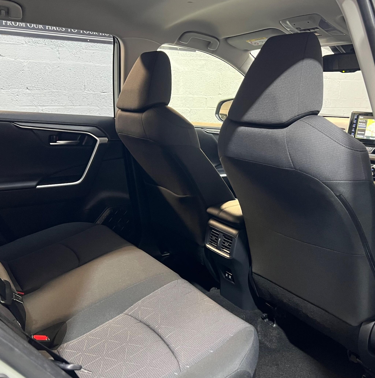 Used Toyota RAV4 2020 for sale - 76377533: Photo 31