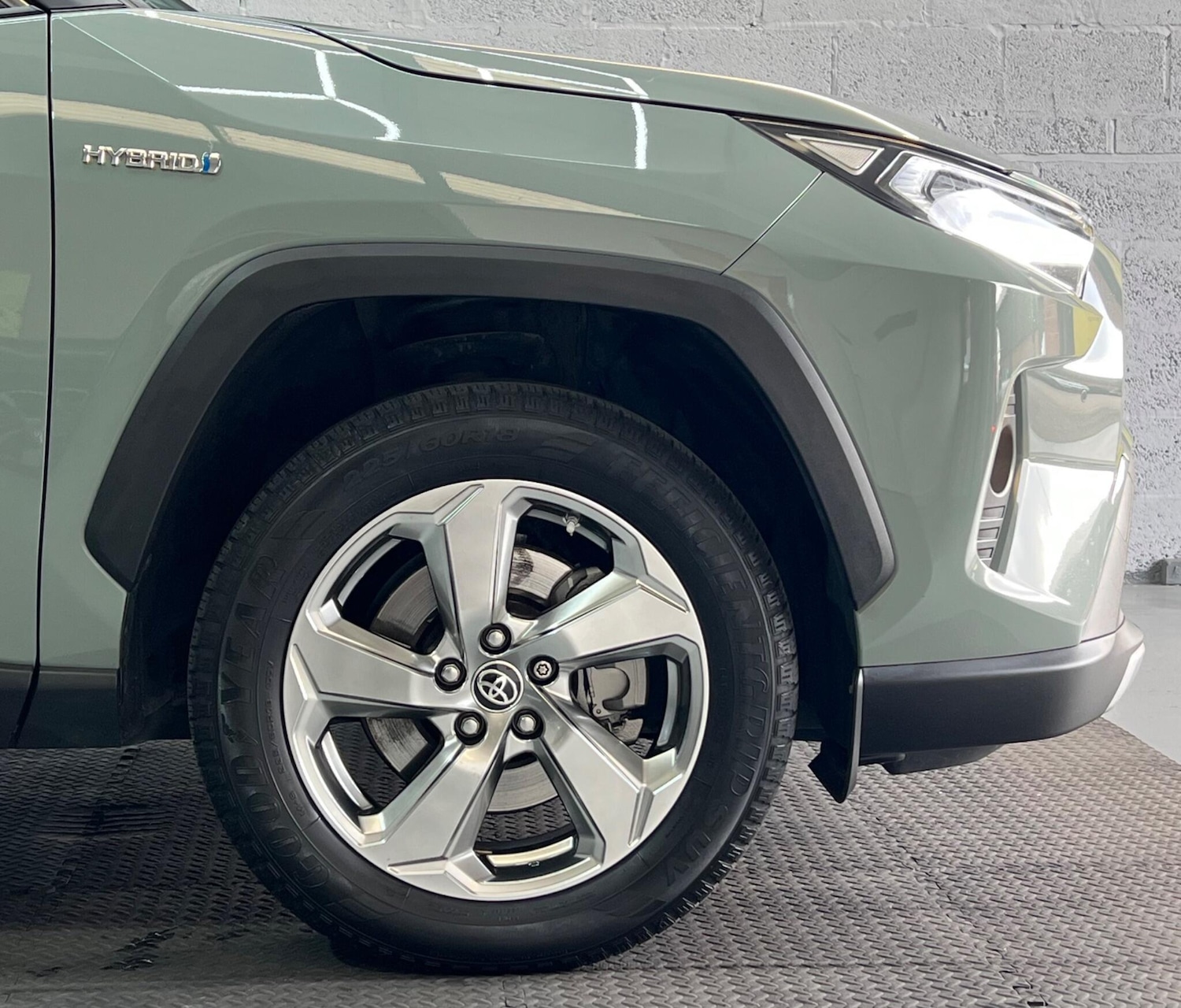 Used Toyota RAV4 2020 for sale - 76377533: Photo 4