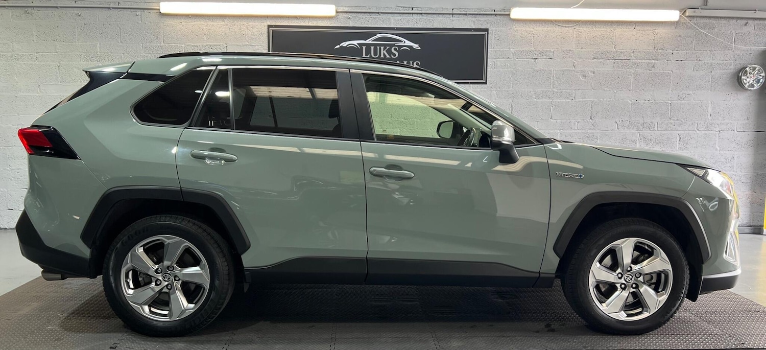 Used Toyota RAV4 2020 for sale - 76377533: Photo 6