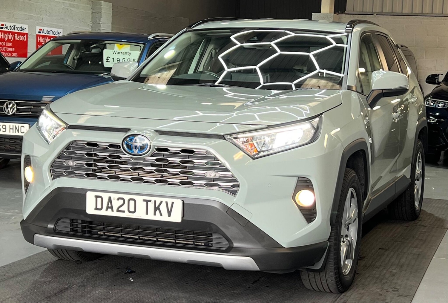 Used Toyota RAV4 2020 for sale - 76377533: Photo 7