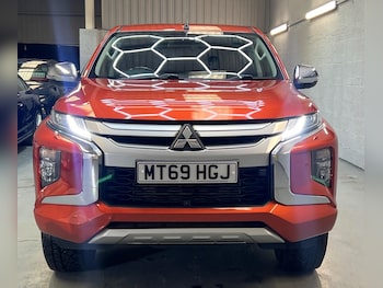 Used Mitsubishi L200 2019 for sale - 77892080: Photo