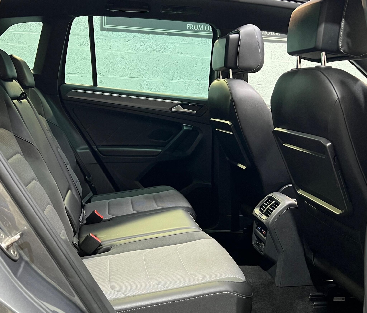 Used Volkswagen Tiguan 2019 for sale - 76849985: Photo 14