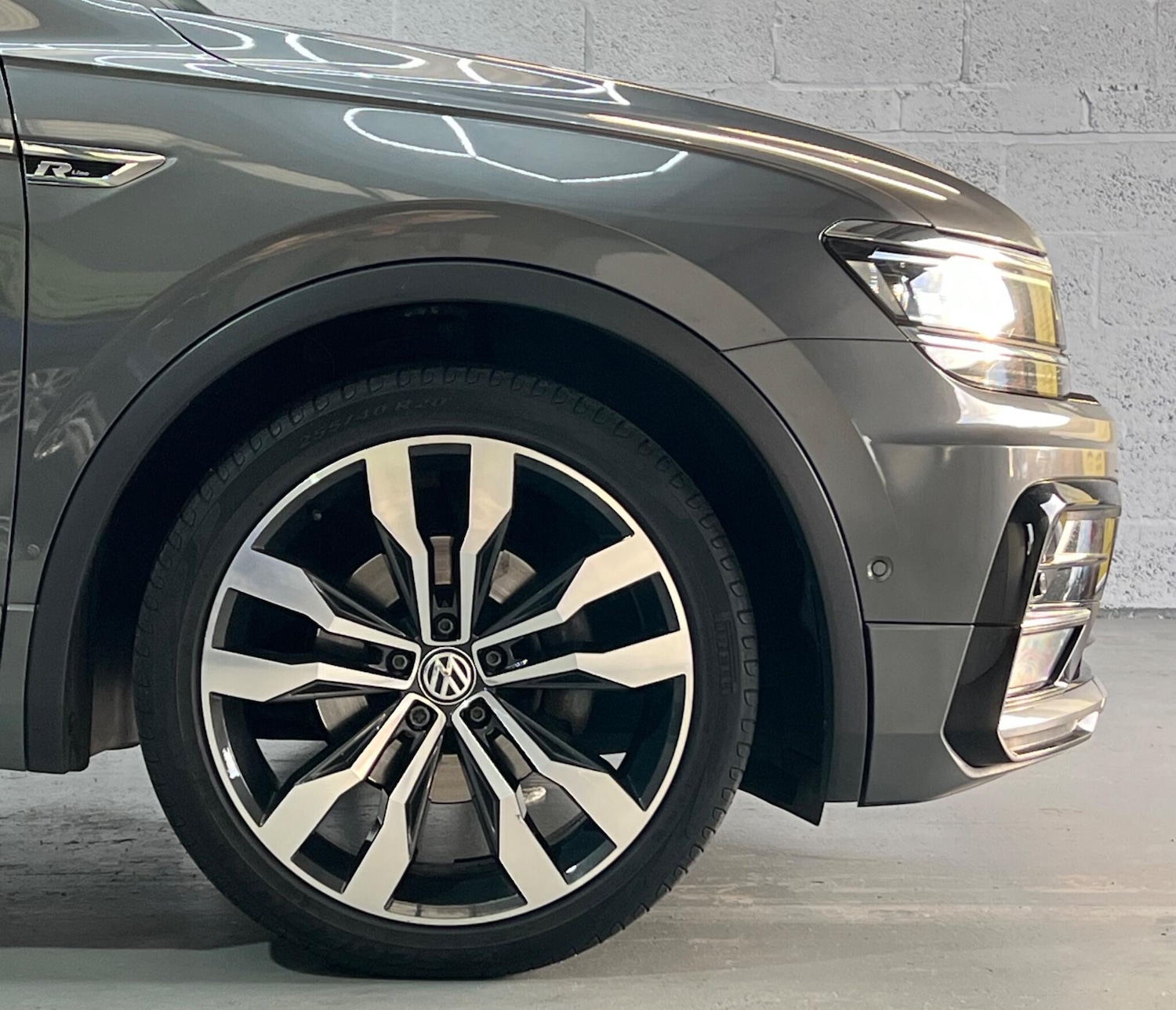 Used Volkswagen Tiguan 2019 for sale - 76849985: Photo 19