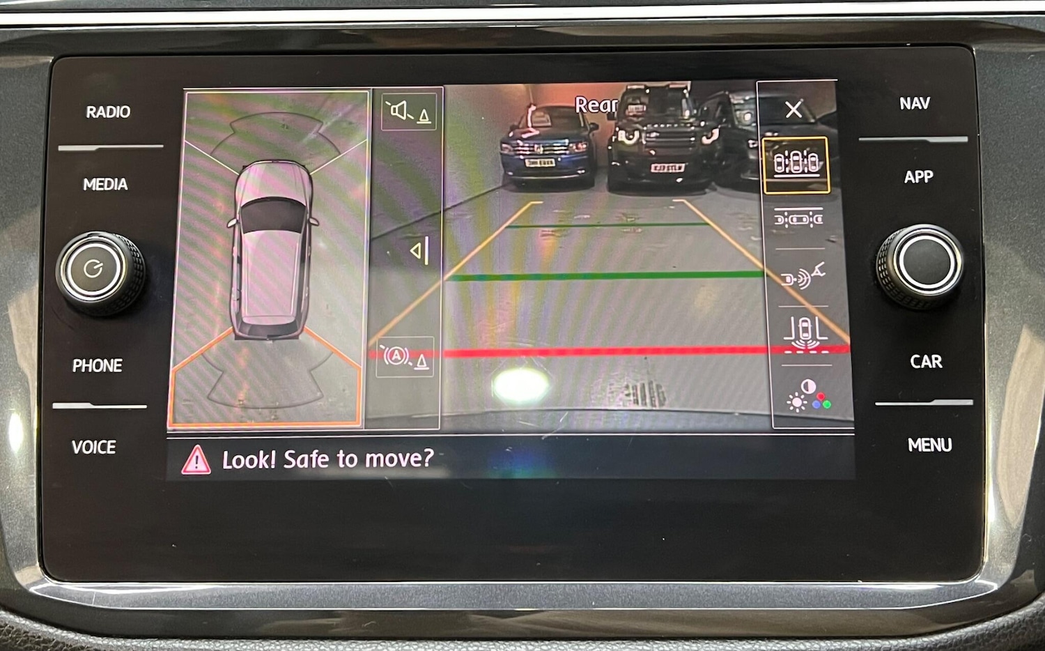 Used Volkswagen Tiguan 2019 for sale - 76849985: Photo 24