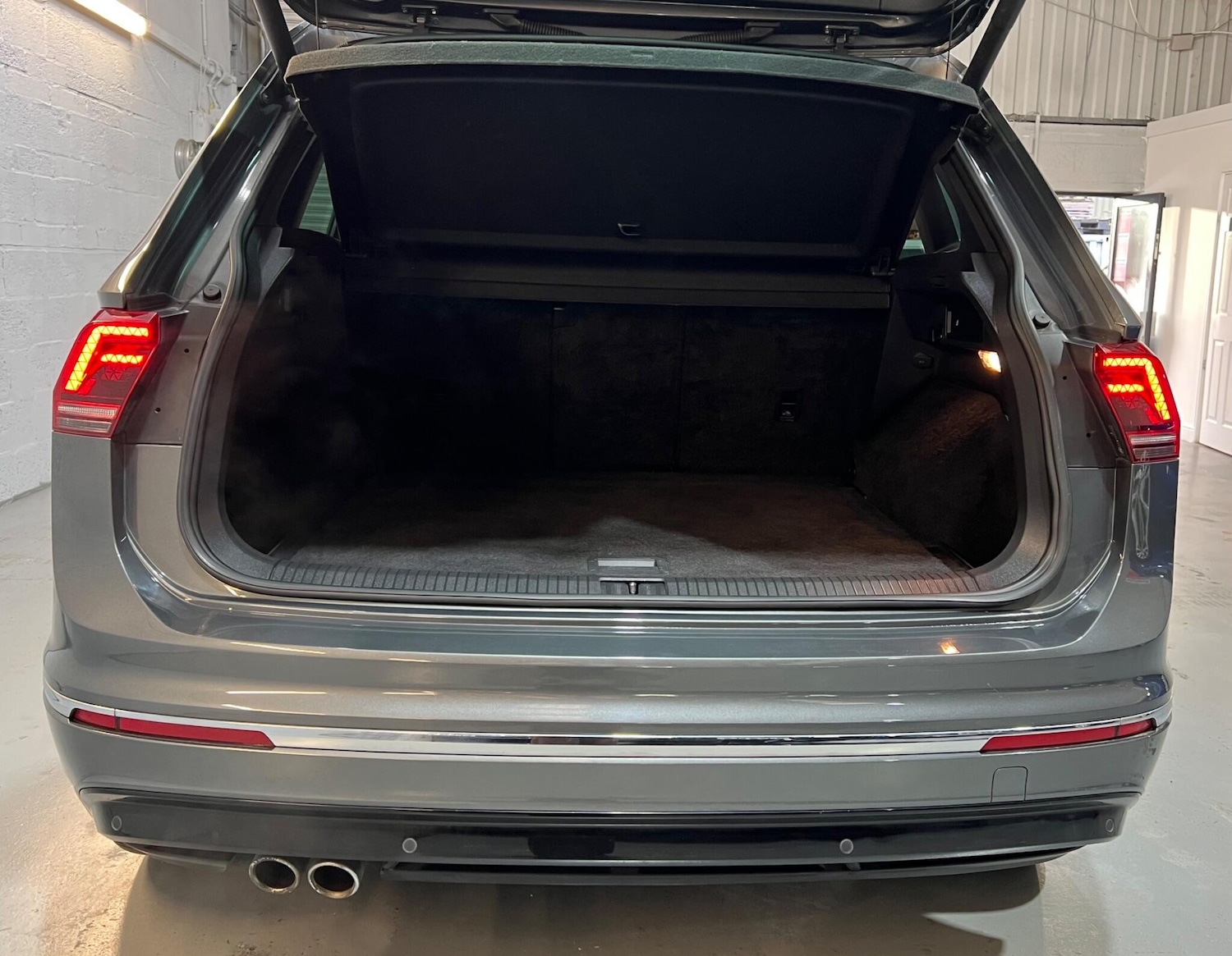 Used Volkswagen Tiguan 2019 for sale - 76849985: Photo 26