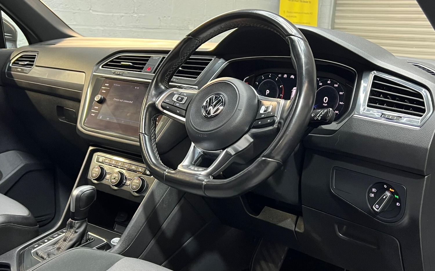 Used Volkswagen Tiguan 2019 for sale - 76849985: Photo 30