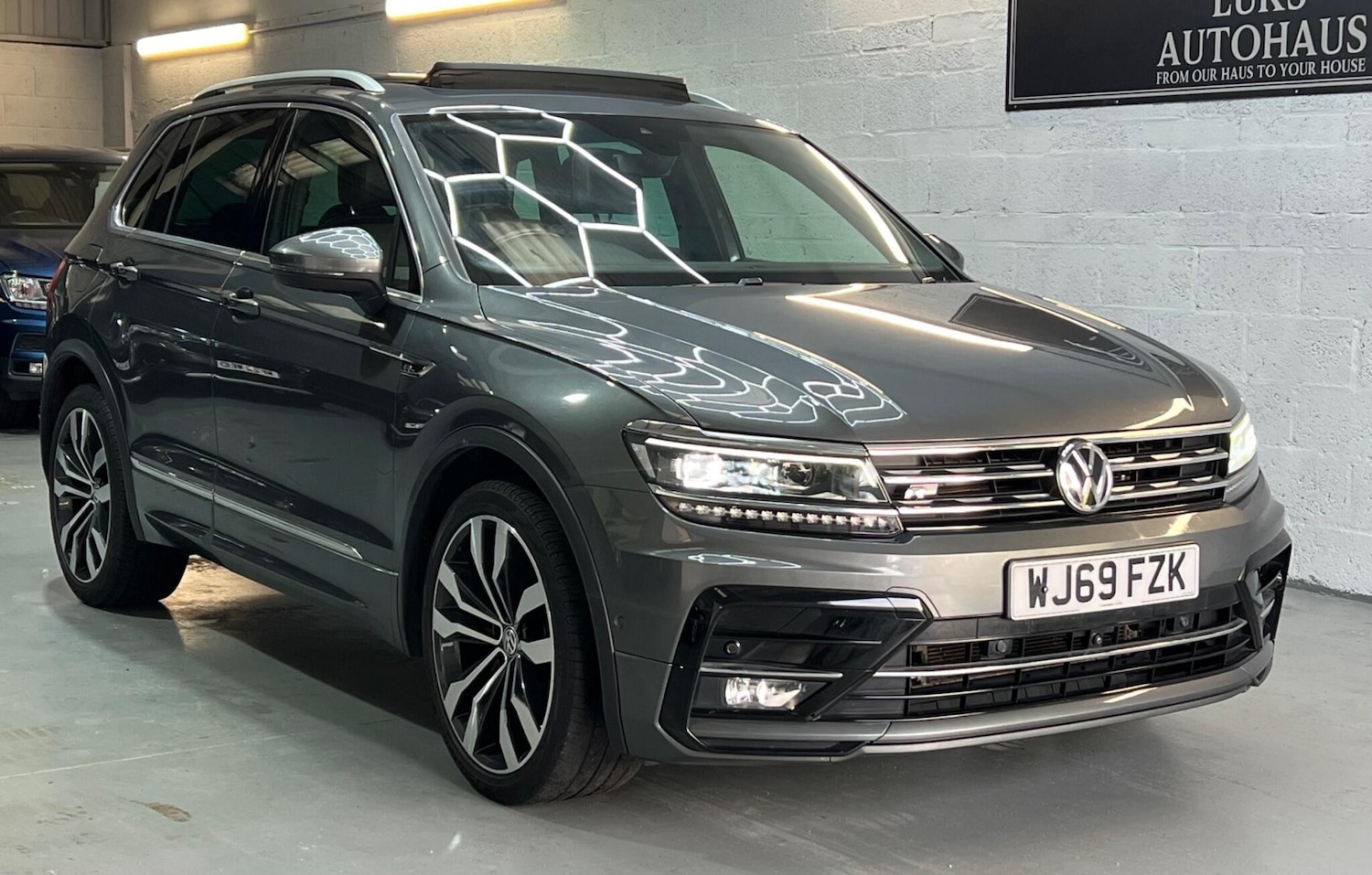 Used Volkswagen Tiguan 2019 for sale - 76849985: Photo 5
