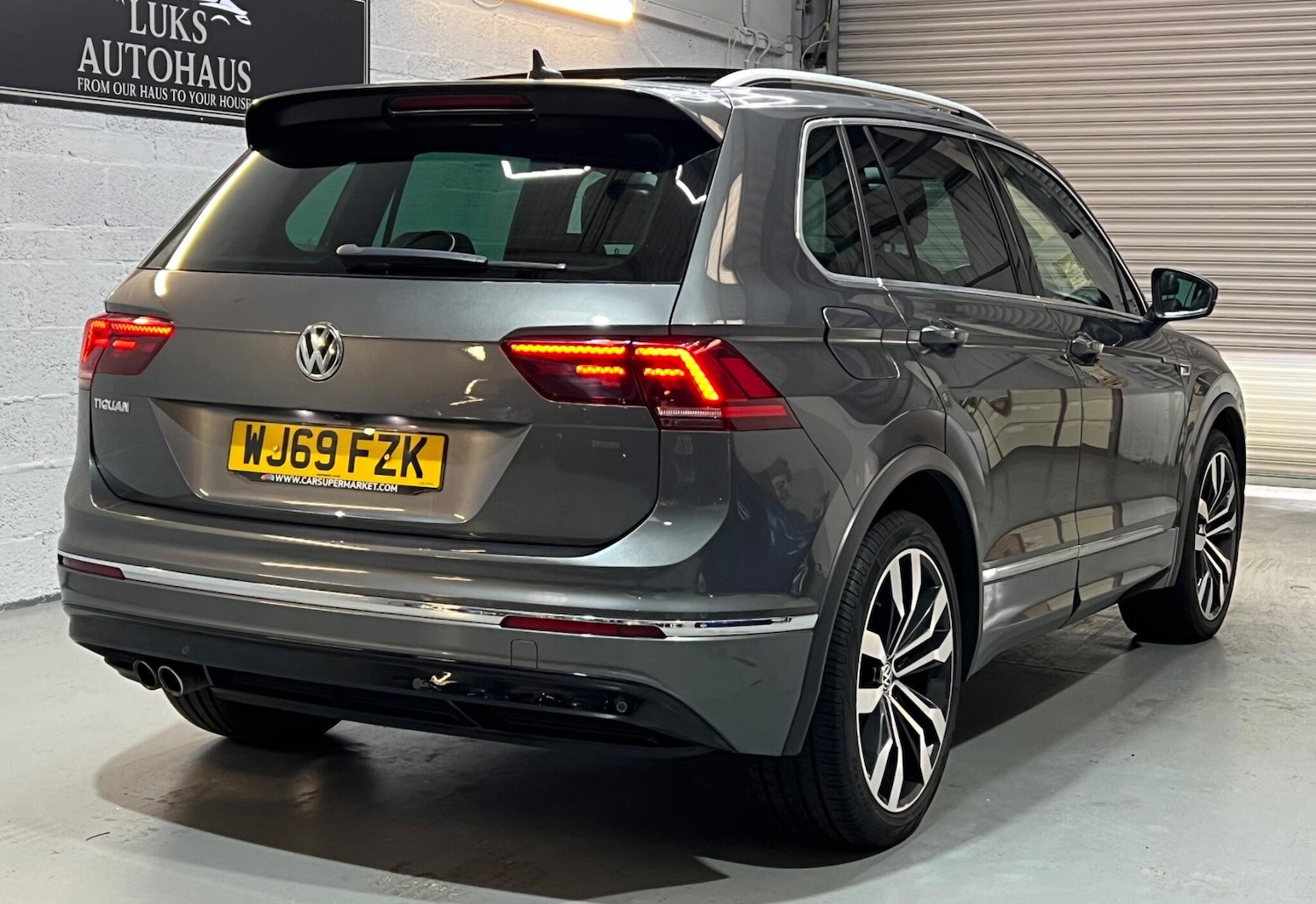 Used Volkswagen Tiguan 2019 for sale - 76849985: Photo 8