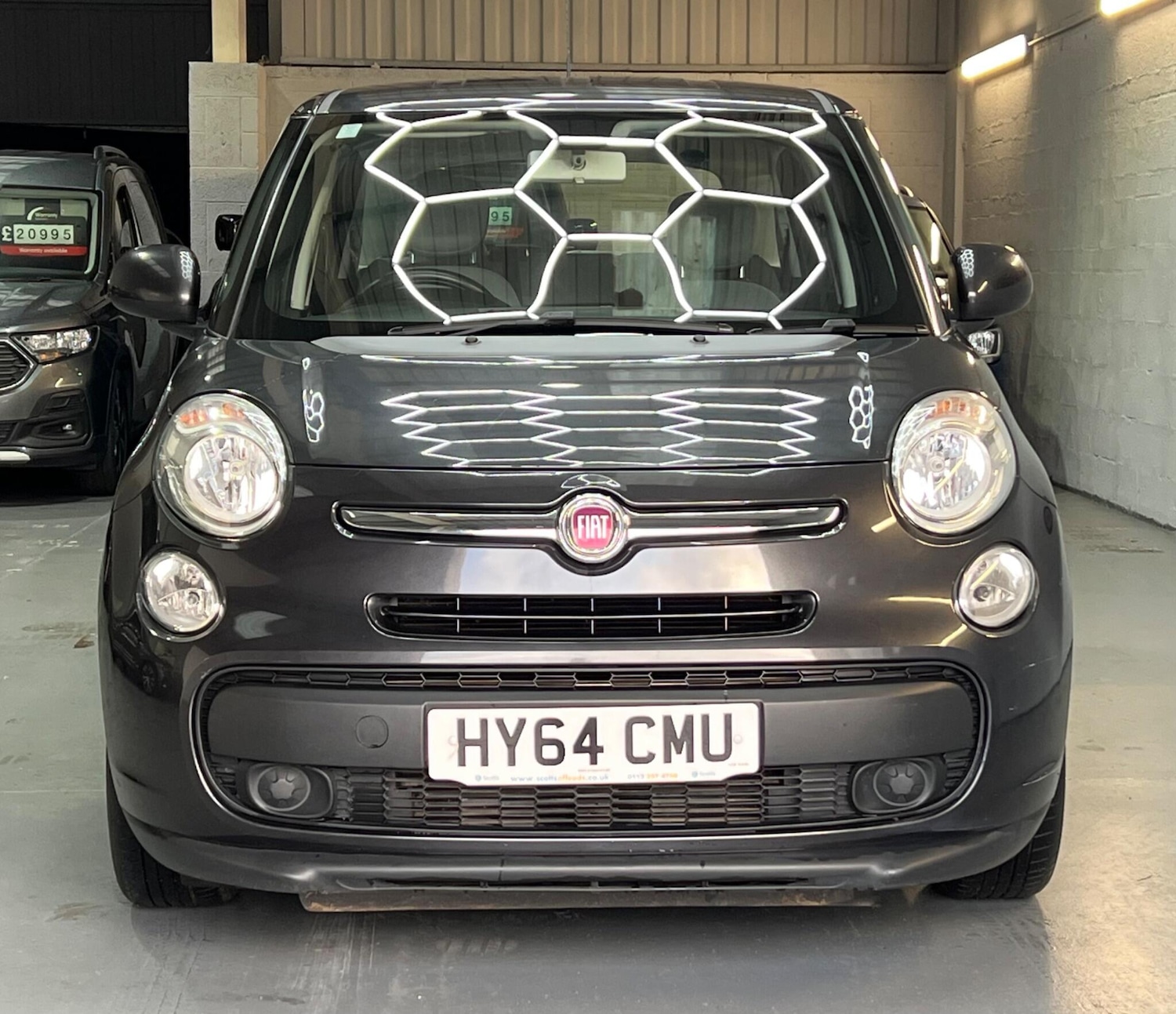 Used Fiat 500L 2014 for sale - 76850331: Photo 2