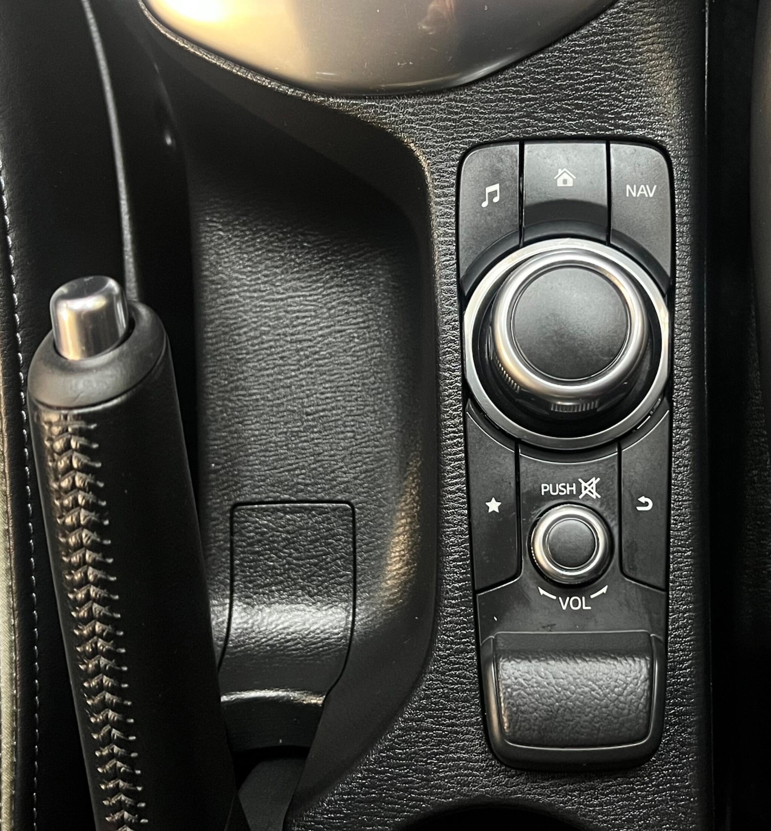 Used Mazda Mazda2 2020 for sale - 77238546: Photo 17