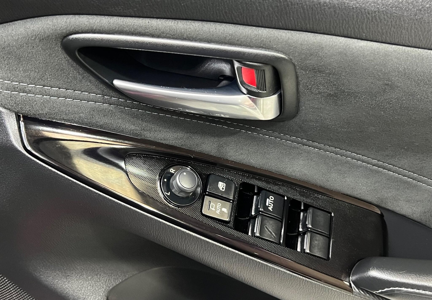 Used Mazda Mazda2 2020 for sale - 77238546: Photo 35