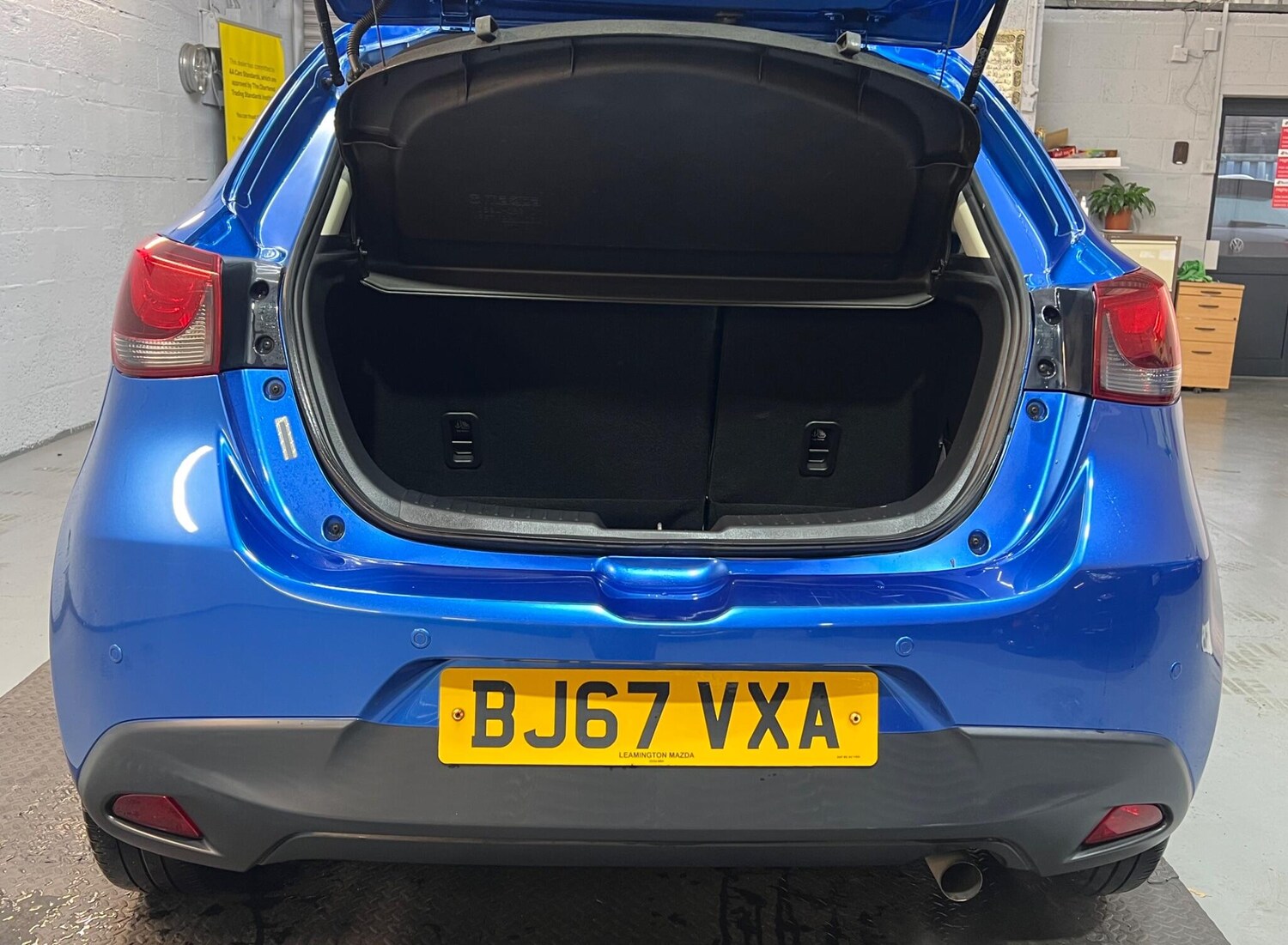 Used Mazda Mazda2 2017 for sale - 76592736: Photo 25