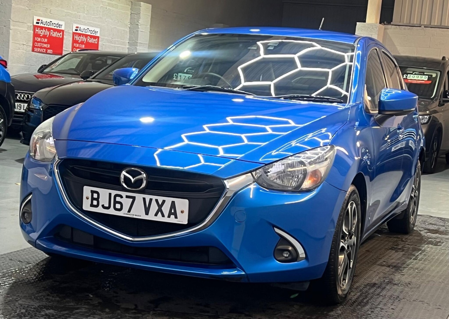 Used Mazda Mazda2 2017 for sale - 76592736: Photo 3