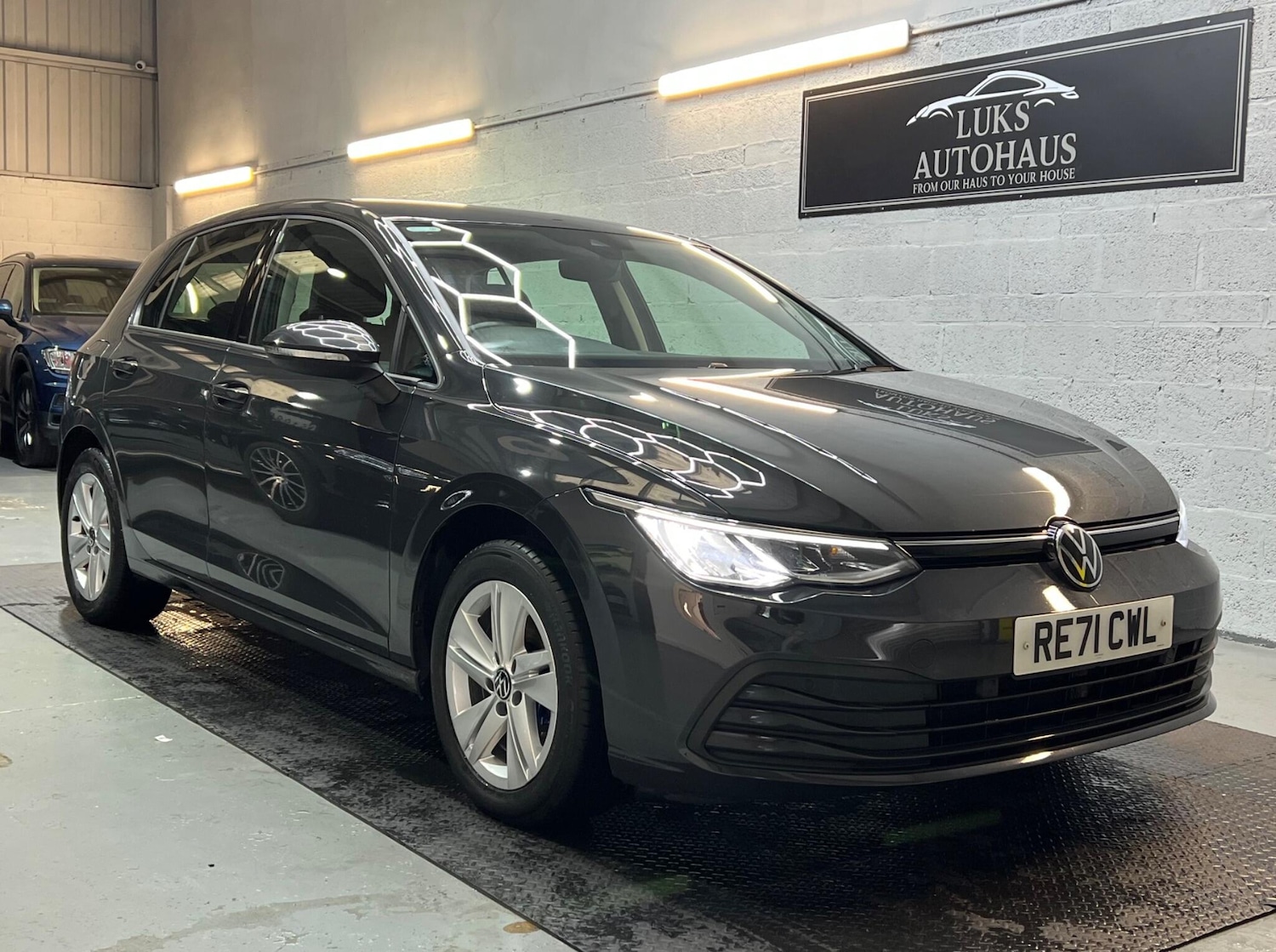 Used Volkswagen Golf 2022 for sale - 76667286: Photo 2