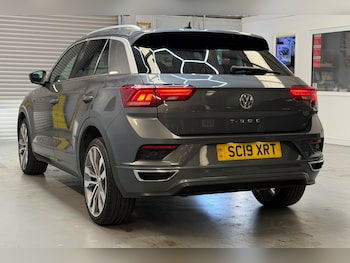 Used Volkswagen T-Roc 2019 for sale - 79395651: Photo