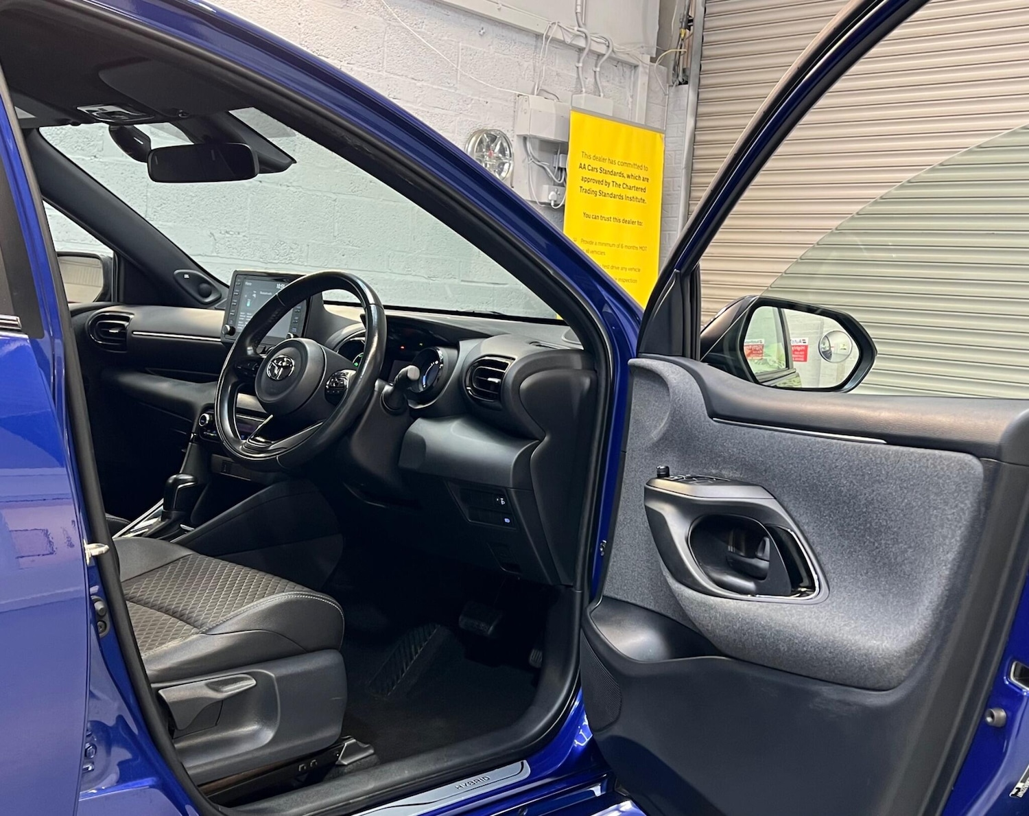 Used Toyota Yaris 2019 for sale - 76158972: Photo 11