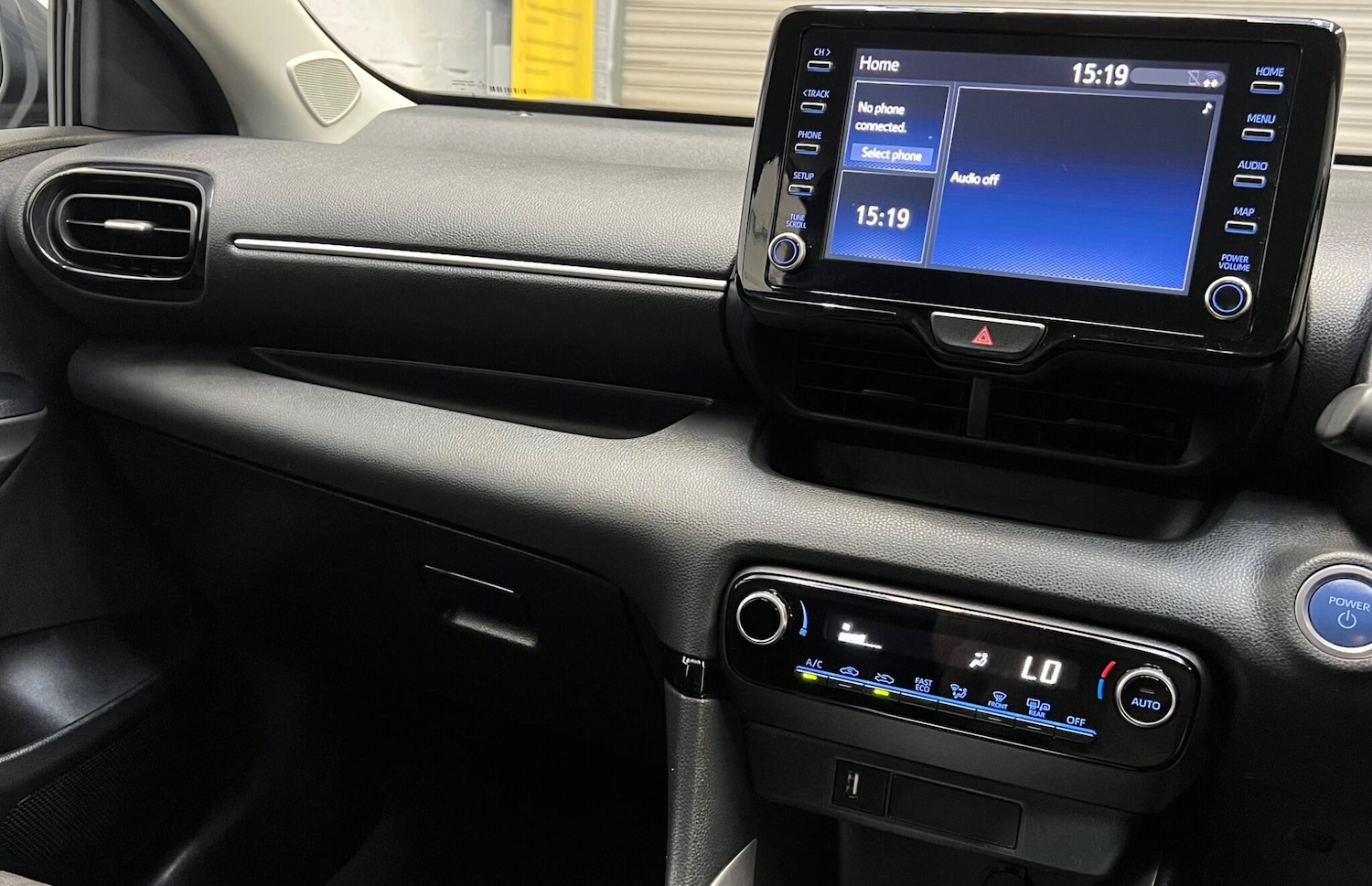 Used Mazda Mazda2 HYBRID 2023 for sale - 76032614: Photo 16