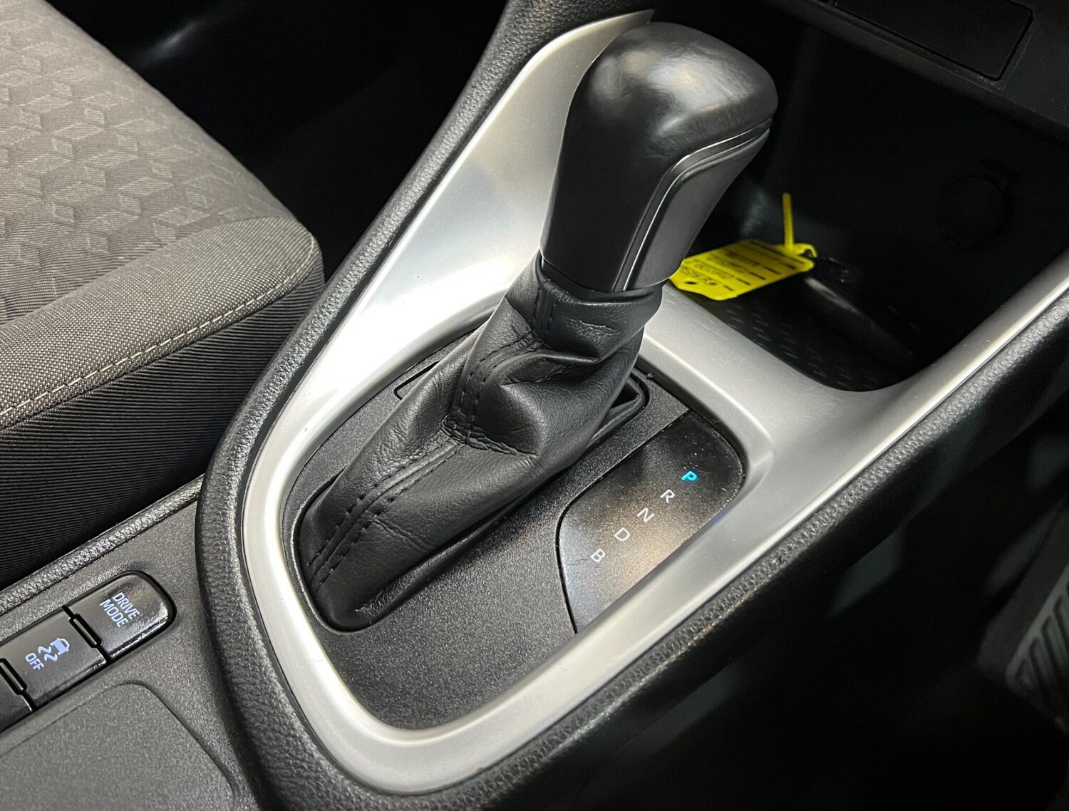 Used Mazda Mazda2 HYBRID 2023 for sale - 76032614: Photo 22