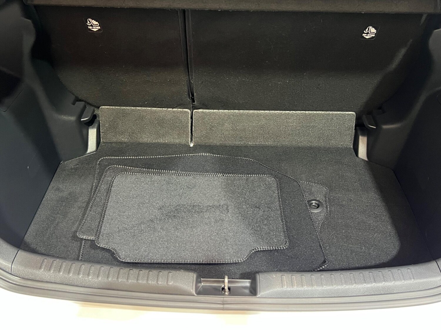 Used Mazda Mazda2 HYBRID 2023 for sale - 76032614: Photo 29