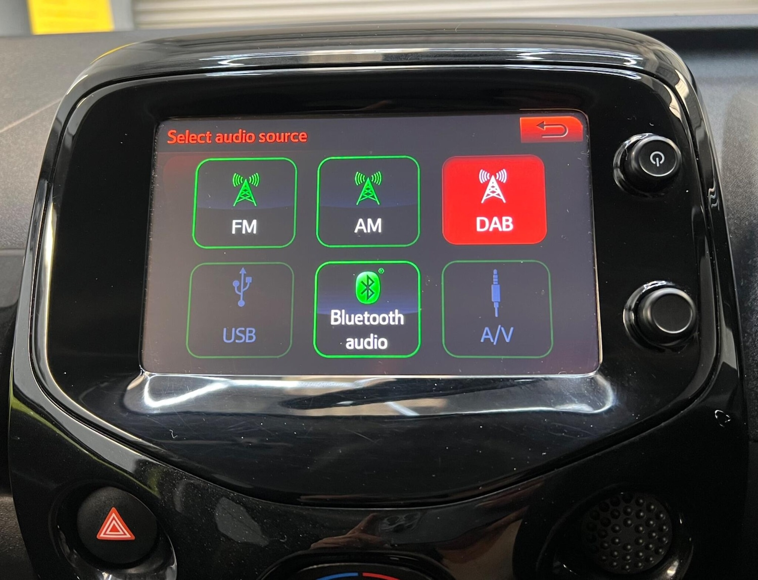 Used Toyota AYGO 2017 for sale - 76752866: Photo 14