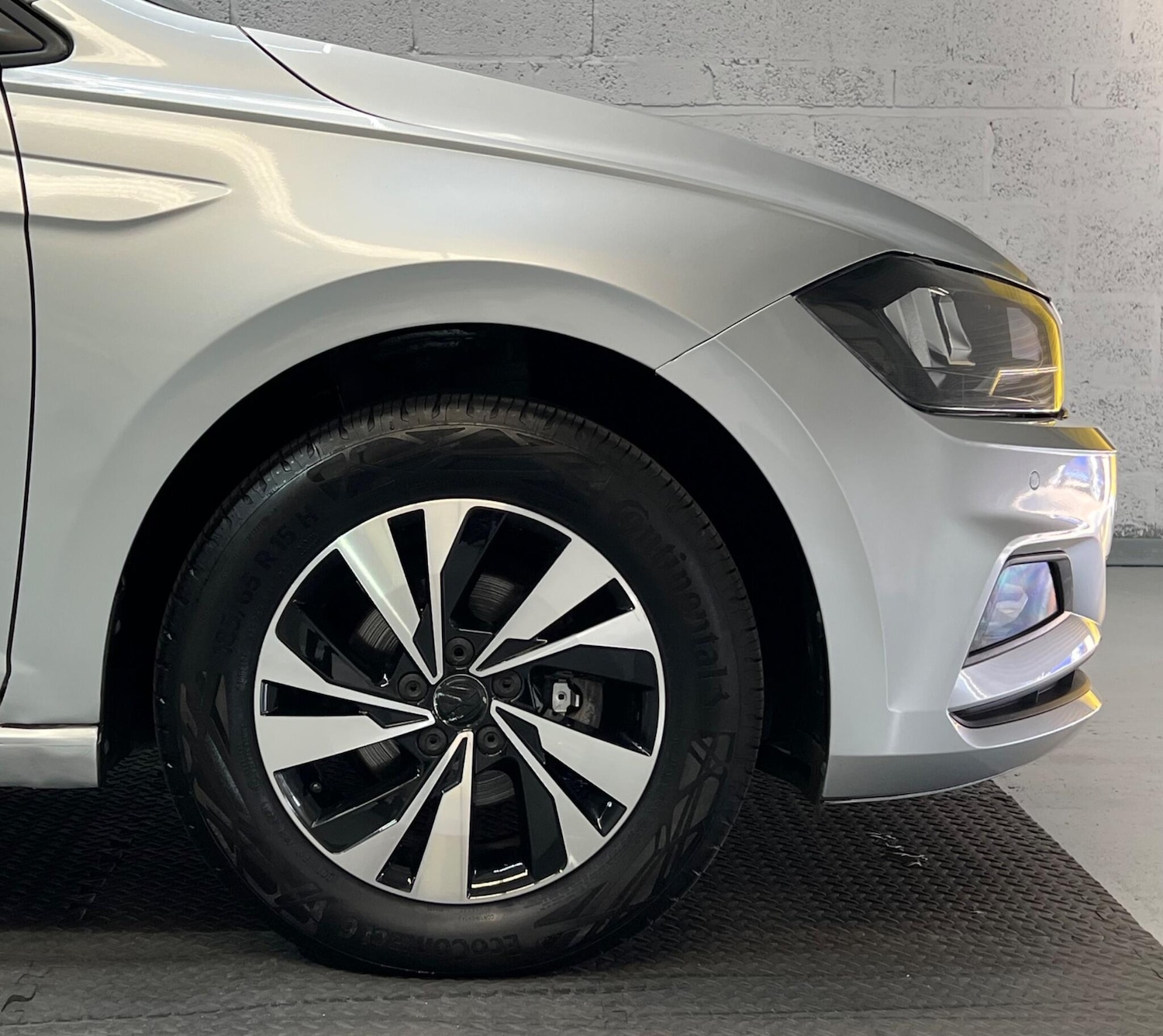 Used Volkswagen Polo for sale - 77892521: Photo 3