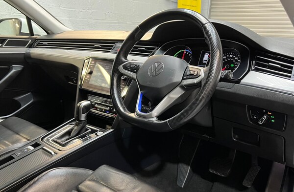 Used Volkswagen Passat 2021 for sale - 76247815: Photo 15