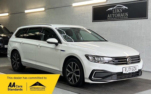 Used Volkswagen Passat 2021 for sale - 76247815: Photo 1