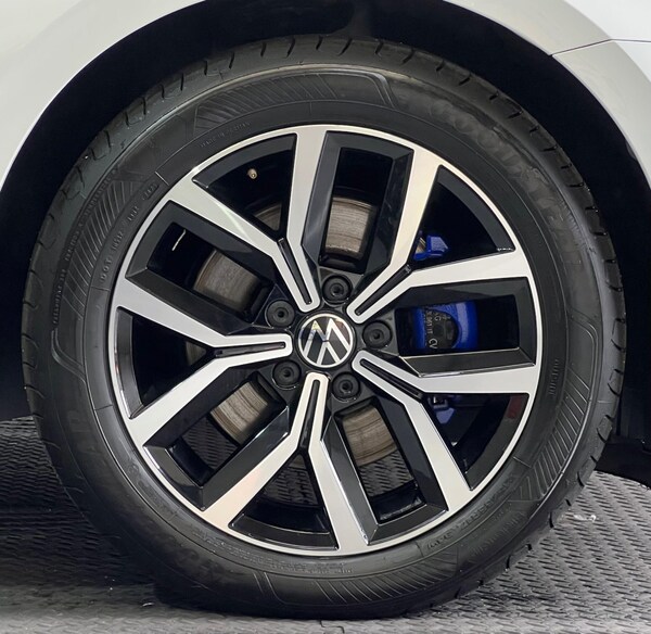 Used Volkswagen Passat 2021 for sale - 76247815: Photo 4