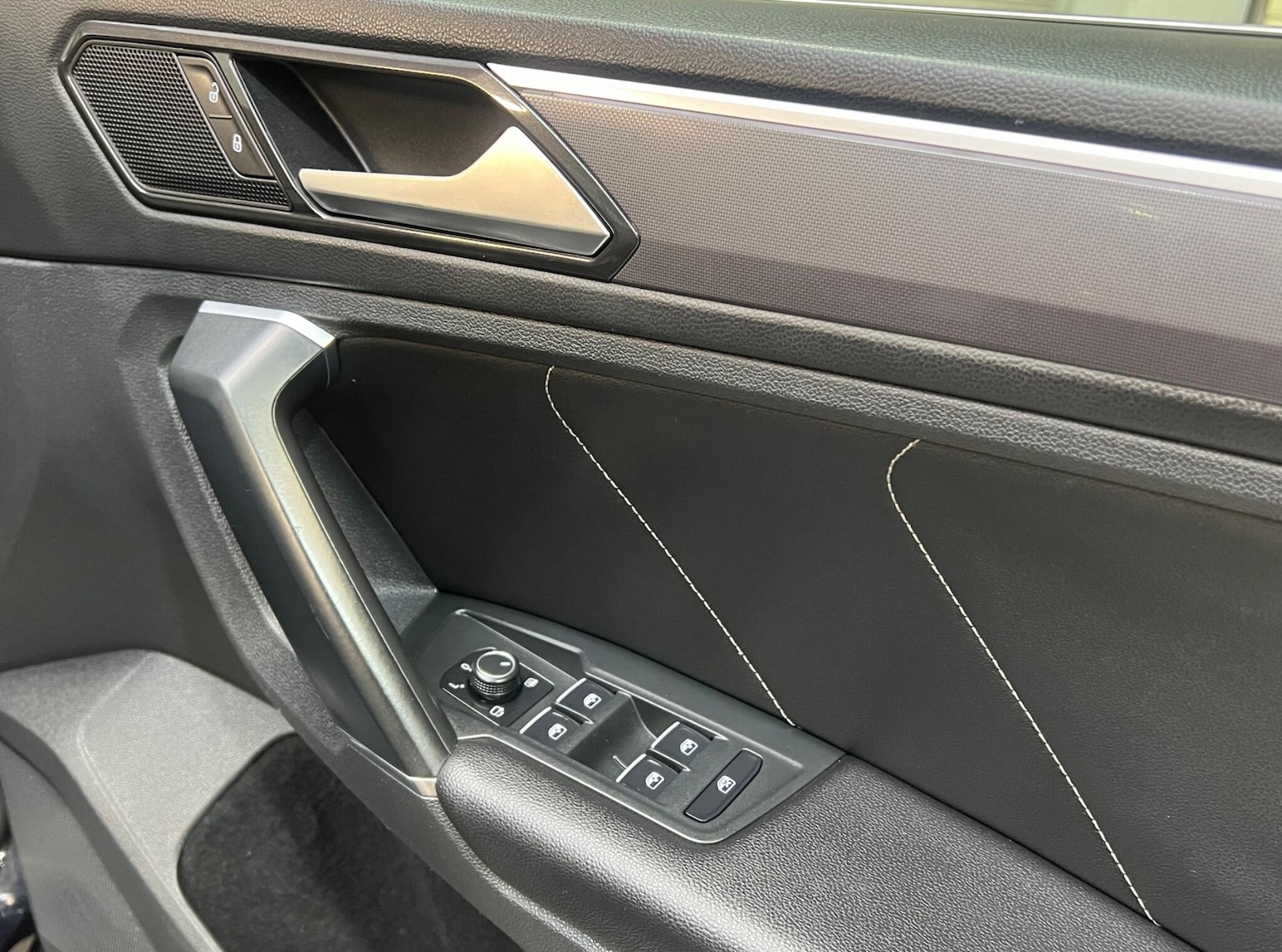 Used Volkswagen Tiguan for sale - 78135742: Photo 19