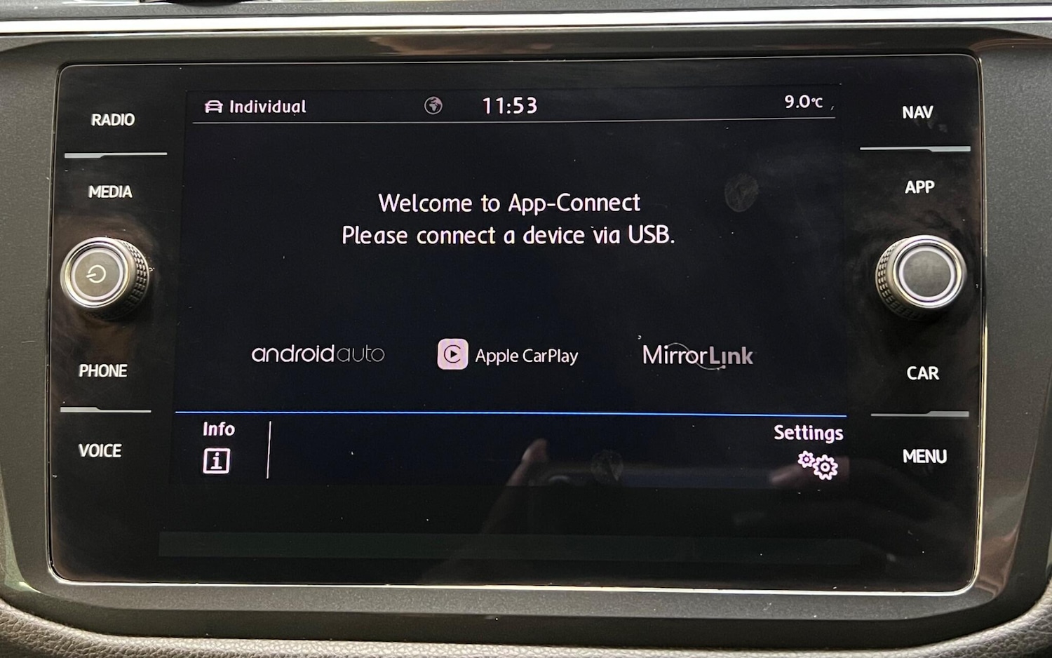 Used Volkswagen Tiguan for sale - 78135742: Photo 24