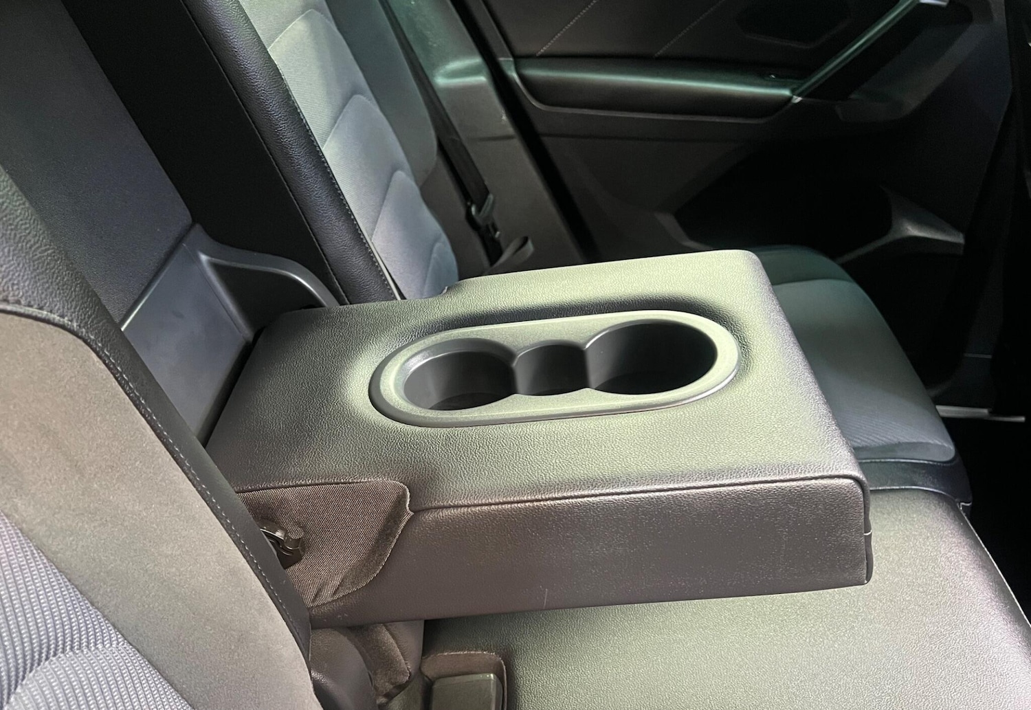 Used Volkswagen Tiguan for sale - 78135742: Photo 38