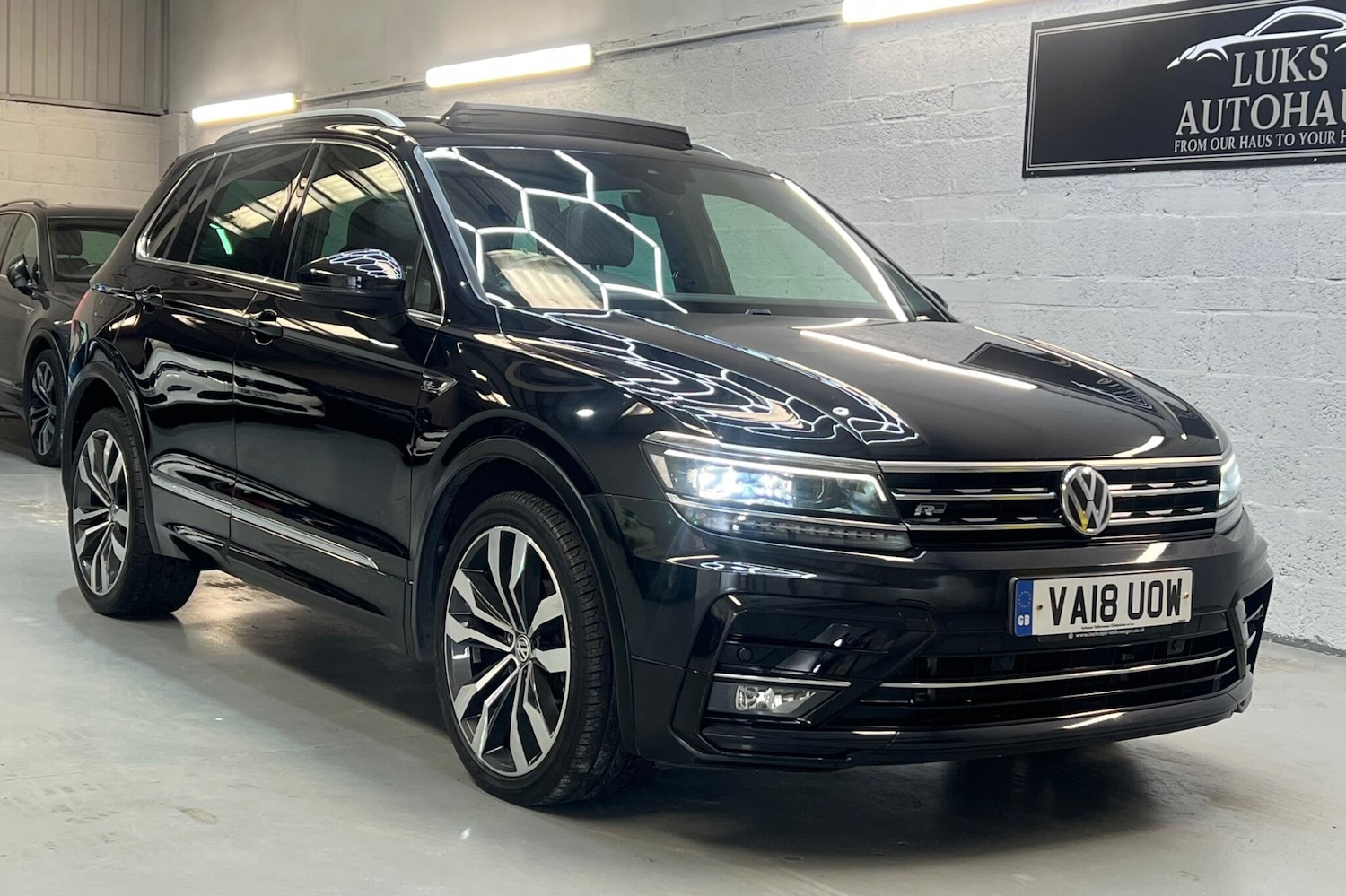 Used Volkswagen Tiguan for sale - 78135742: Photo 5